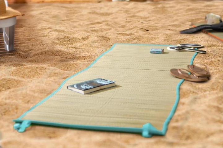 how to paint a straw beach mat